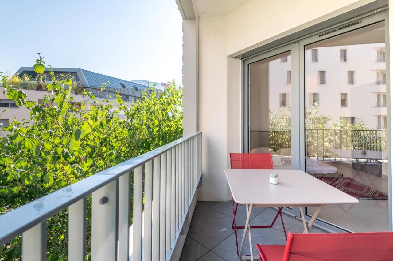 Charming Apartment With Balcony And Parking Near The Center Of אנסי מראה חיצוני תמונה