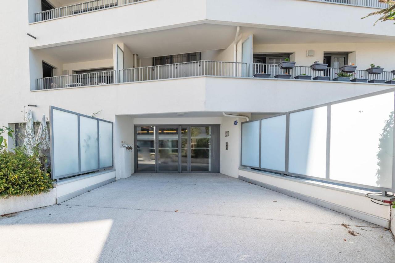 Charming Apartment With Balcony And Parking Near The Center Of אנסי מראה חיצוני תמונה